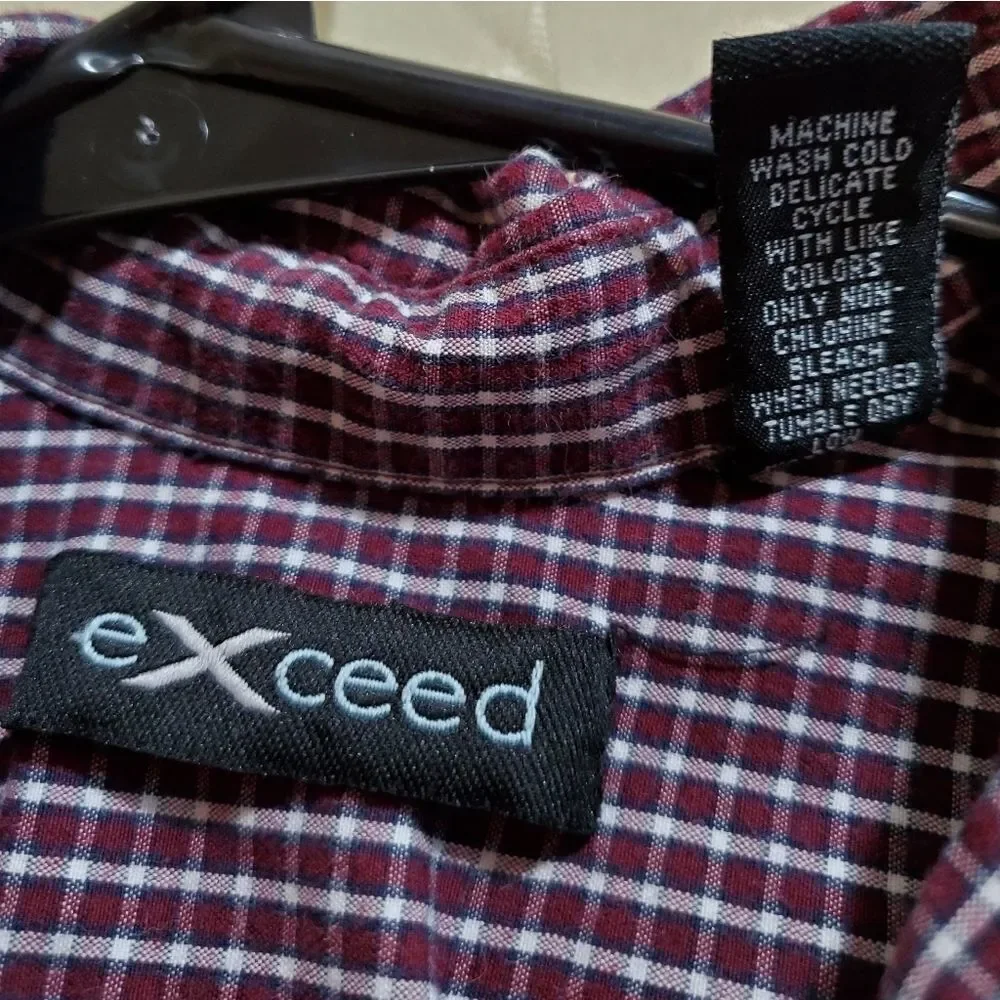 🧡Exceed Maroon Plaid Buttoned Short Sleeve Shirt Small
